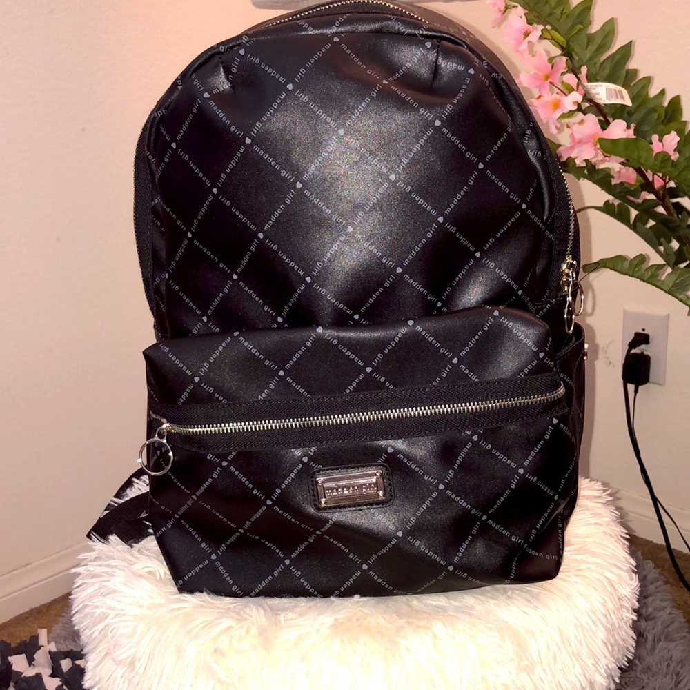 NWOT Madden girl backpack